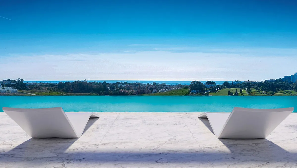 63eaba8c-09be-4356-8e7b-e7b3582522c4