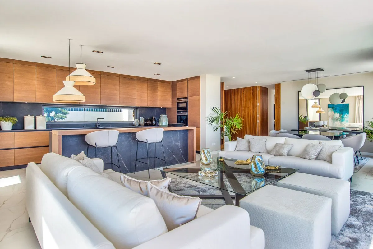 be10ec82-e58e-4914-87ac-f6800a85c18b