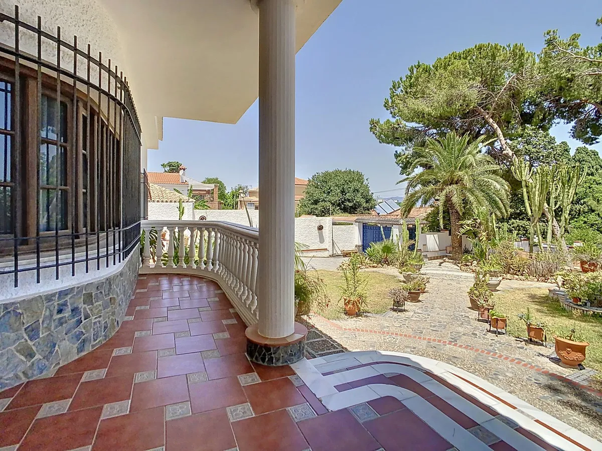 19935bce-566a-447a-ab50-71c5f00b0671