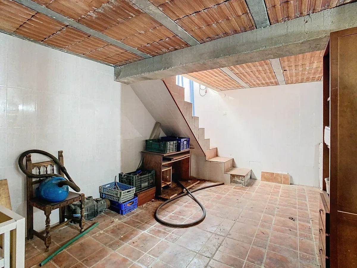 9447afdb-b0a9-4924-83ef-58640a4fa21b