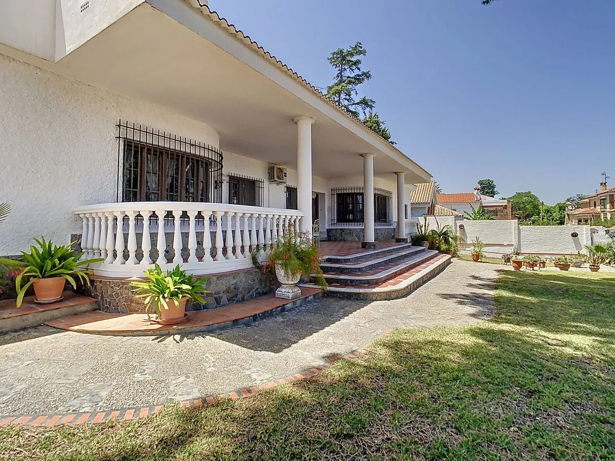 b1ac723d-fdb5-4a8f-af97-c4c9f590471a