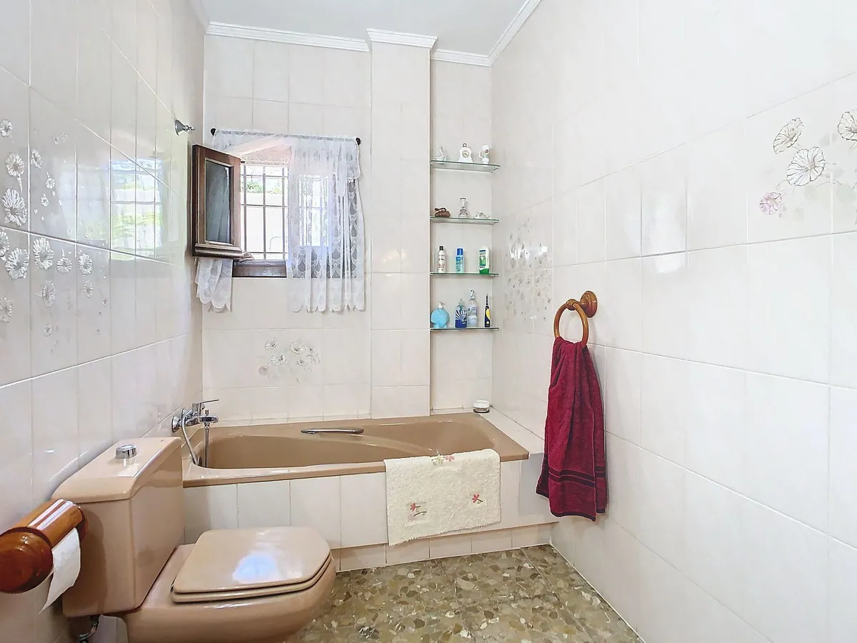 cd317ef8-afc1-47f2-bc28-649a53d18631