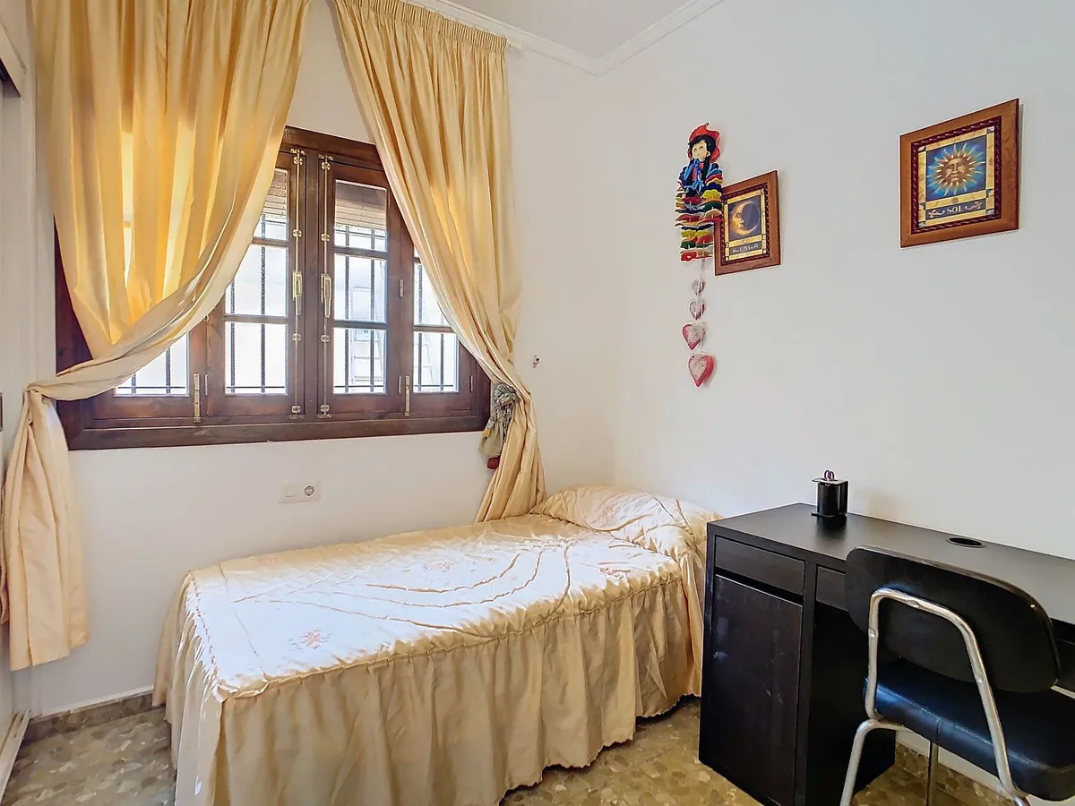 d3840a09-384d-48bf-888b-e17b6f689e13