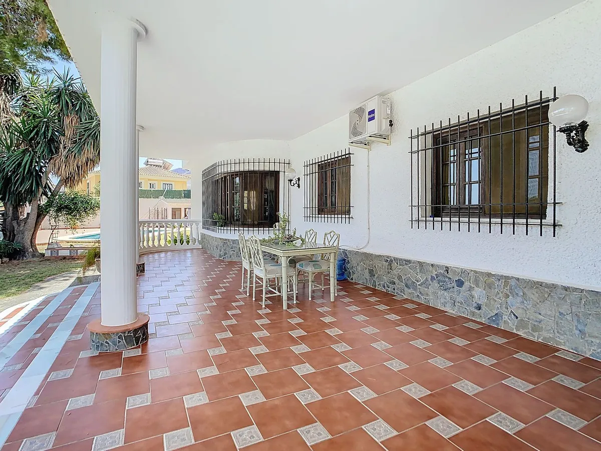 e82d81b4-8af6-4819-a1d4-eeea52b8428a