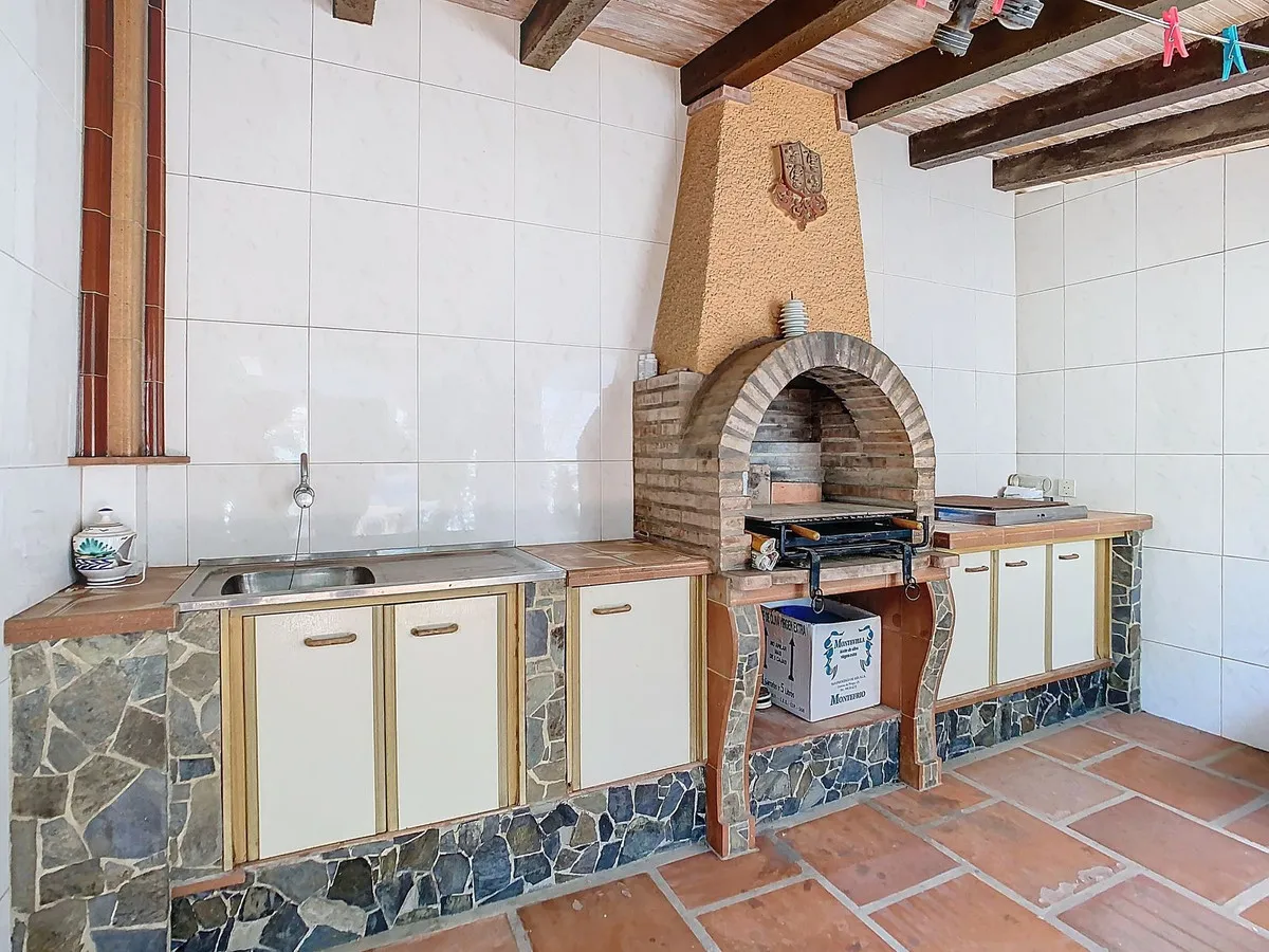 fe217eec-444a-4b17-9e61-7d6de536217d