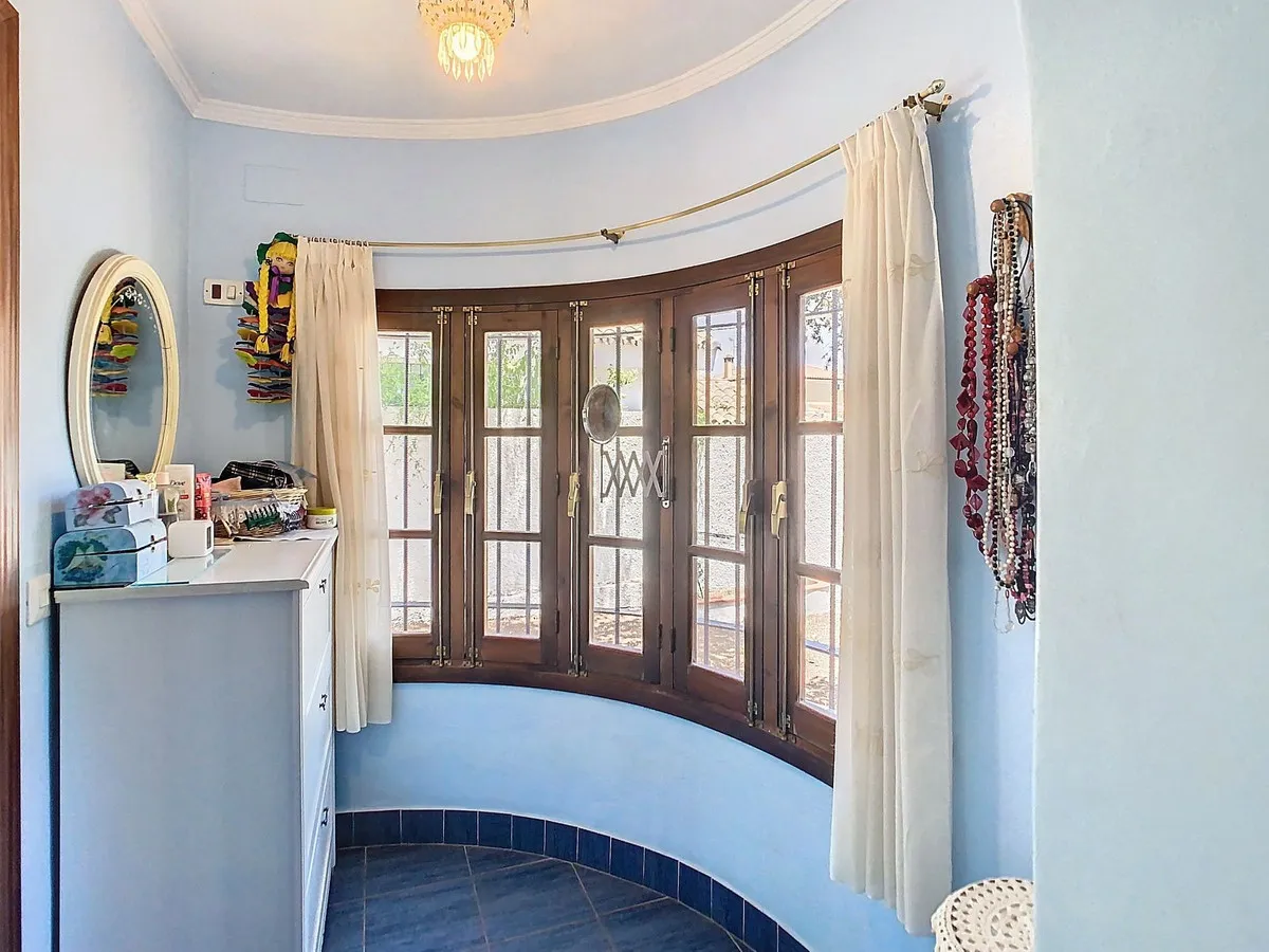 47281022-a7e6-43fb-b88e-72867e975554