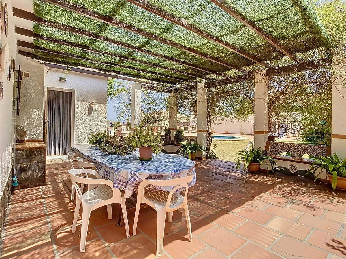 4b0ea64b-bb3d-4ed3-ba5d-4389cb34dd5c