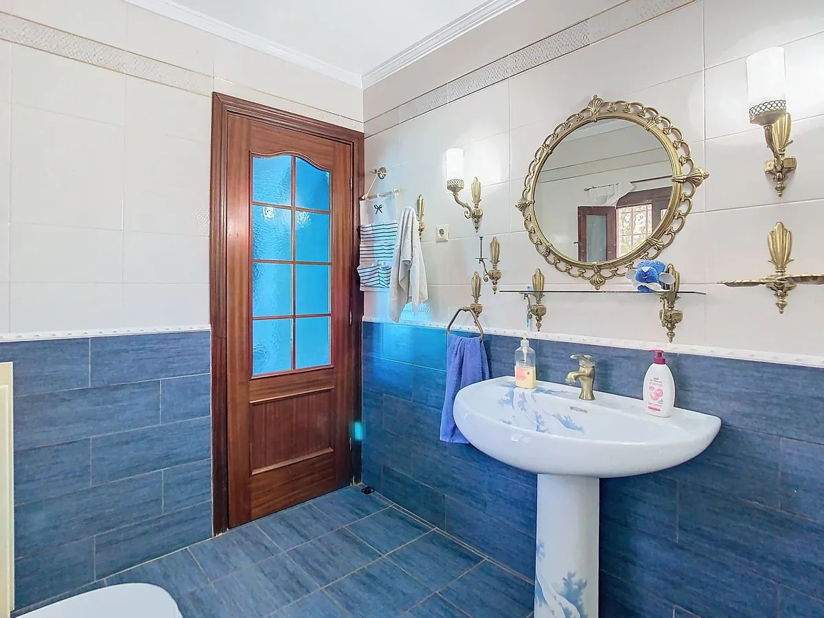 e92ab621-18b1-4432-b823-7ee8fda74092