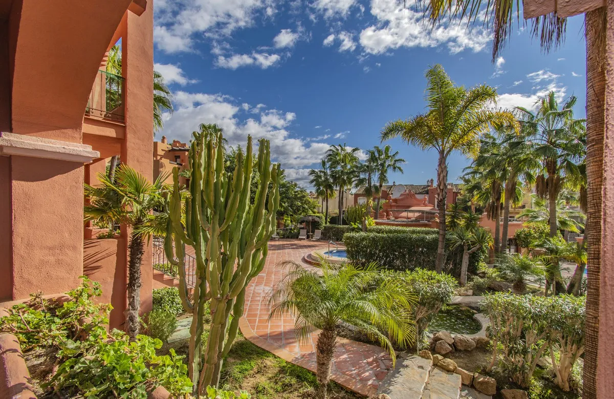 c68e20ad-271c-406c-8767-e433b22aecf1