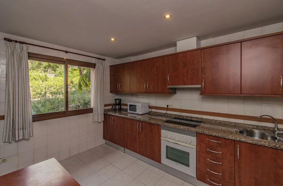 c71c7653-d6ac-4ed6-8f69-44fe02b2a287