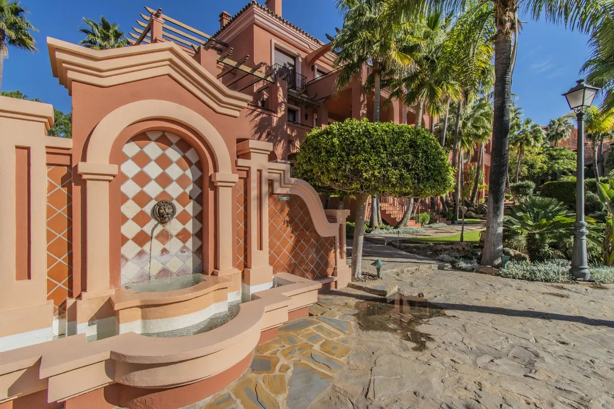 f13c0d8d-7eaa-4c4a-97e2-f2294f0b93a8