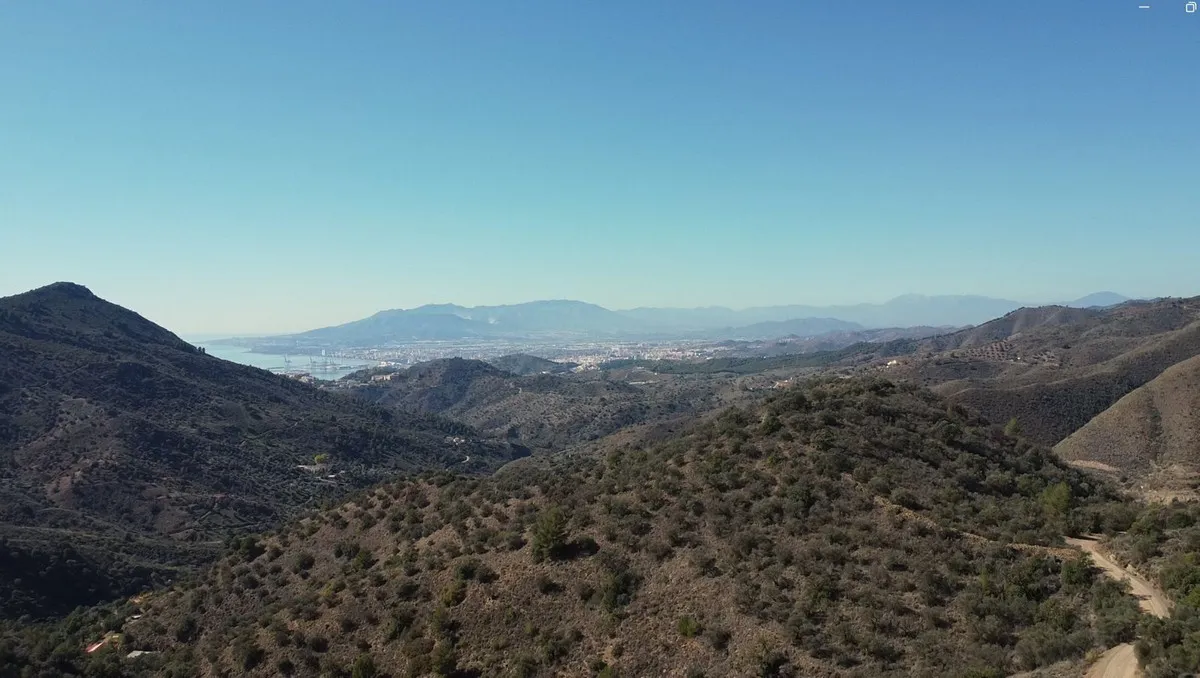 0ec8a293-c835-42ec-ab0d-edfab107f515