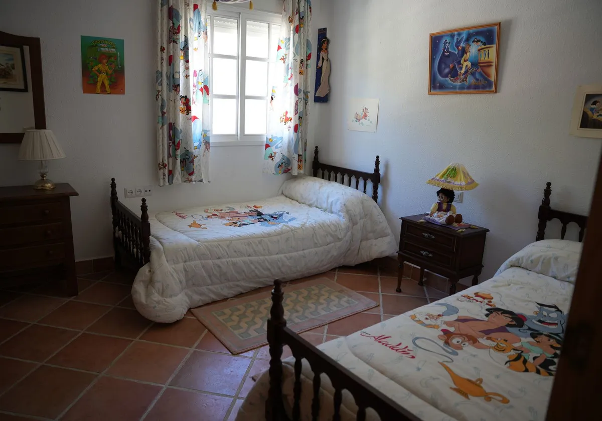 10f8dee0-b358-40dc-82c0-d8bd89154efe