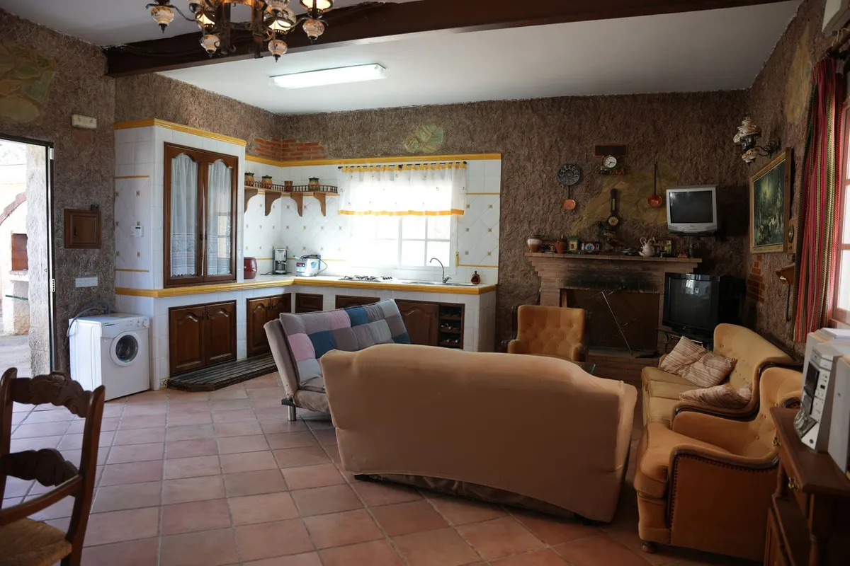 25577f1c-42bd-4e40-aa85-dfc77a3bdc84