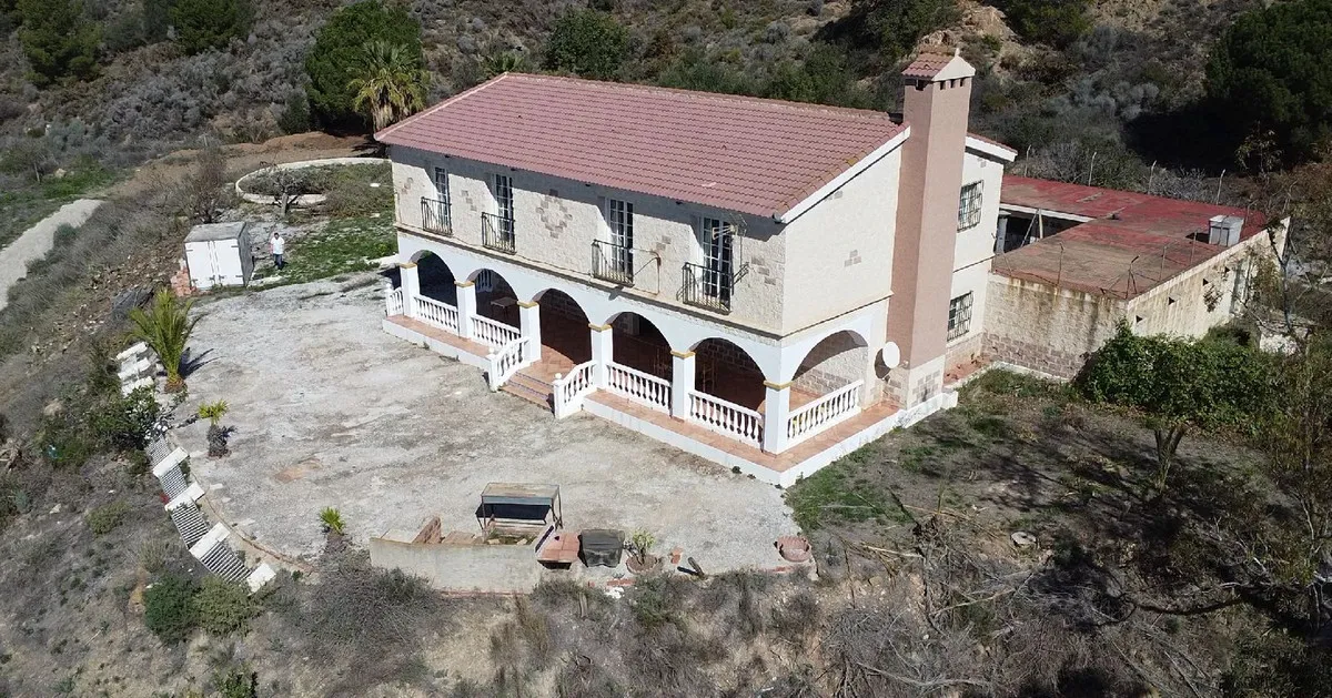 3affb795-0884-42a6-b94c-2bf9163eb306