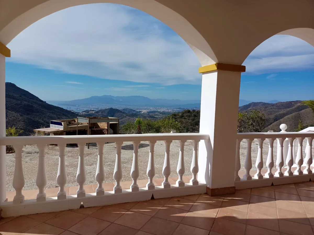 6cf22ecb-d822-41be-80dd-e5b84a3dff52