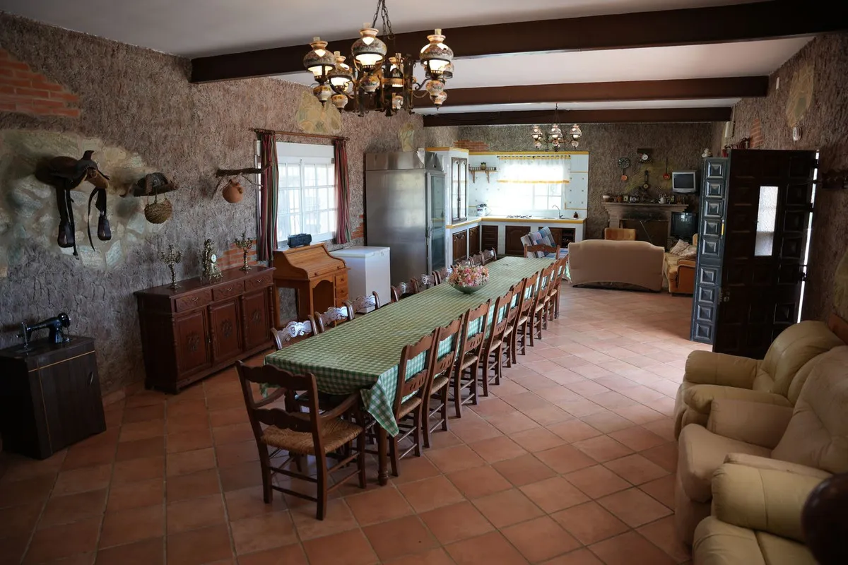 80e52d33-ae1a-4d22-9f27-c87c3d4bba5e