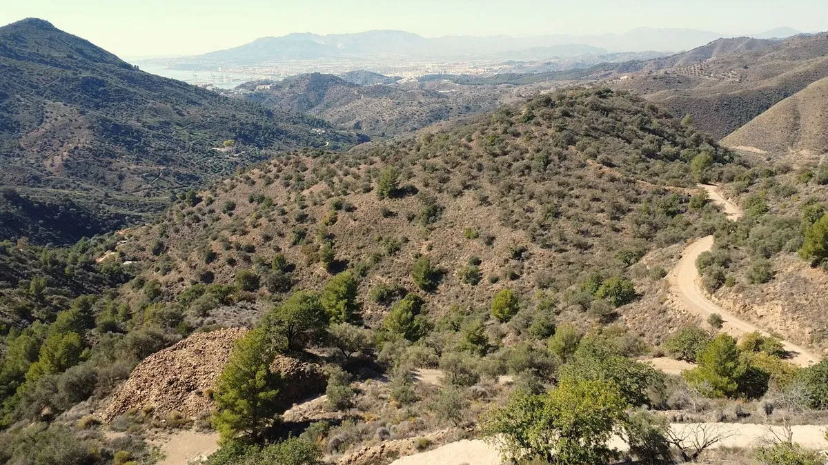 f325f3b4-d02b-4d27-9813-54c04cbc5b3f