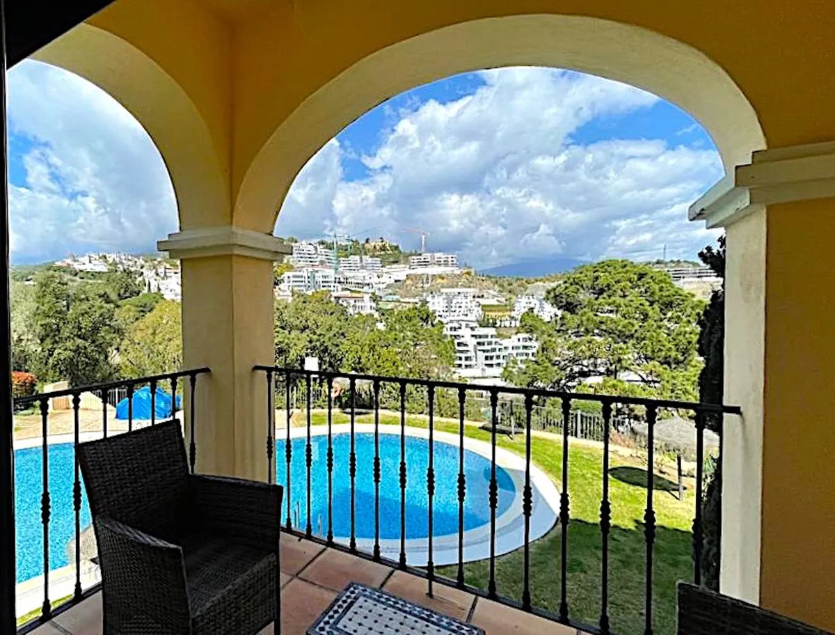 cb811d0f-8527-44b9-a390-29fa9824d2ab