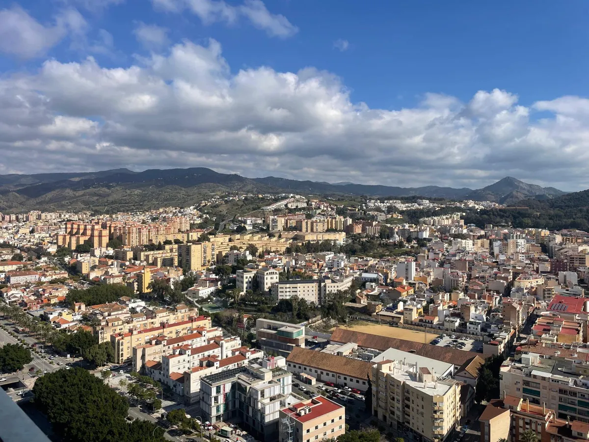 381bc6bd-e089-4bb7-b4e2-441a58d0fe57