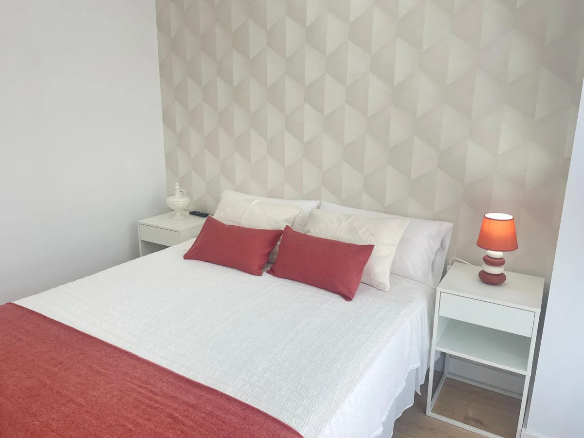 b5189374-6ffb-431b-be64-eb423c767b88