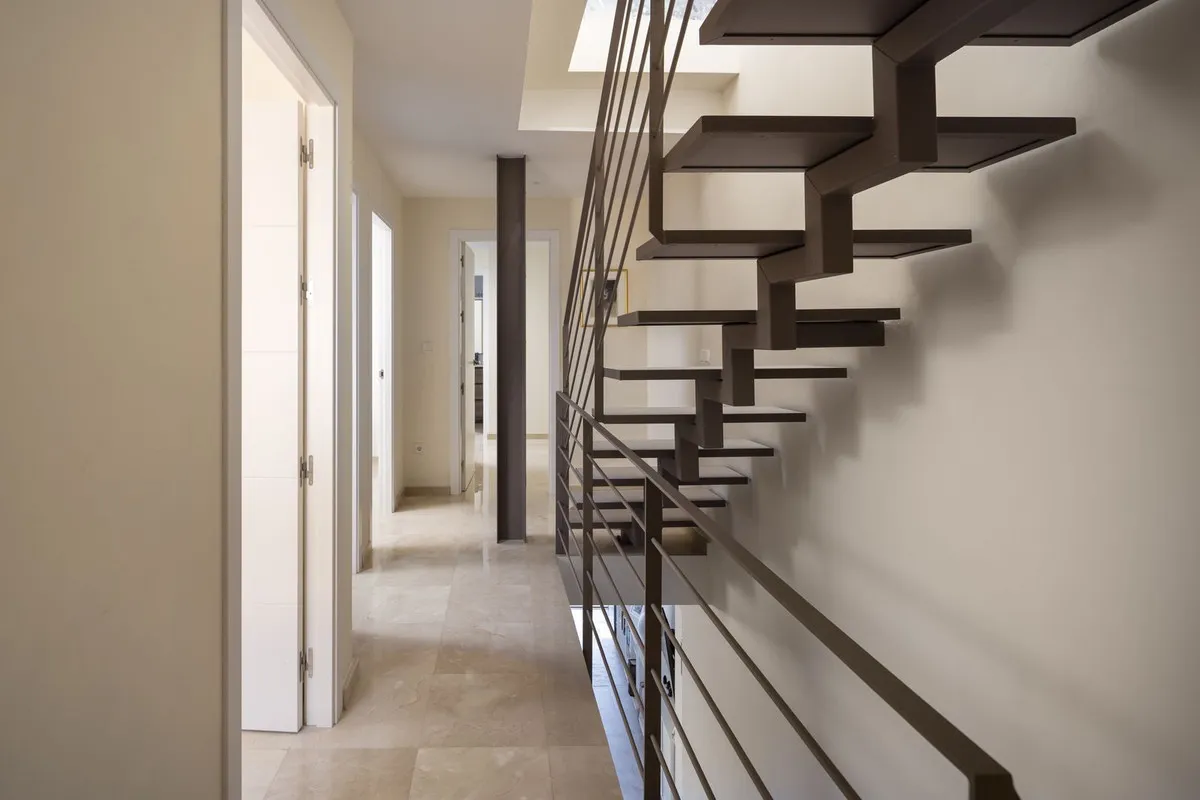 177f0dab-1887-4fb6-ba81-3e665d0dd25b