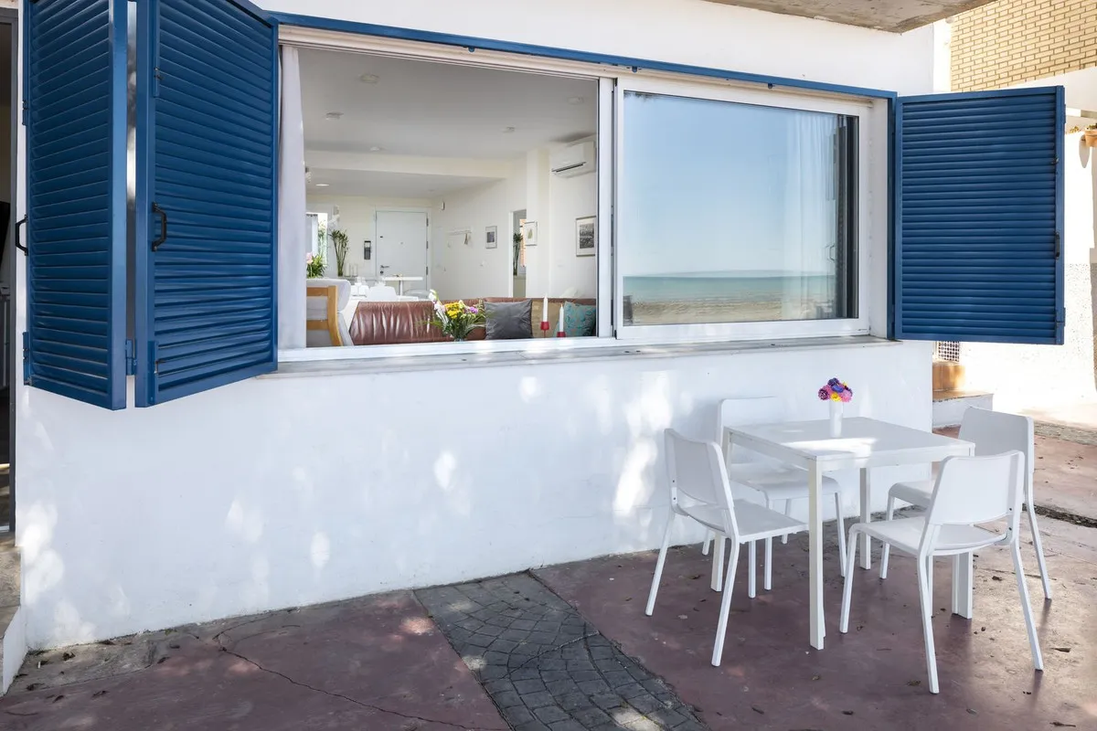 b8496b29-0833-44b0-8f42-4965381e37eb