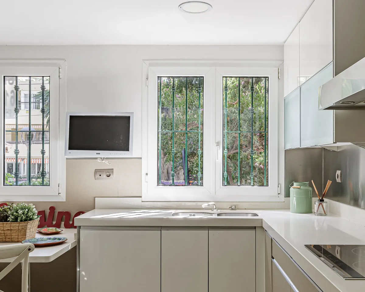 36f0fc18-78b1-4823-b8ed-61af3a34373e