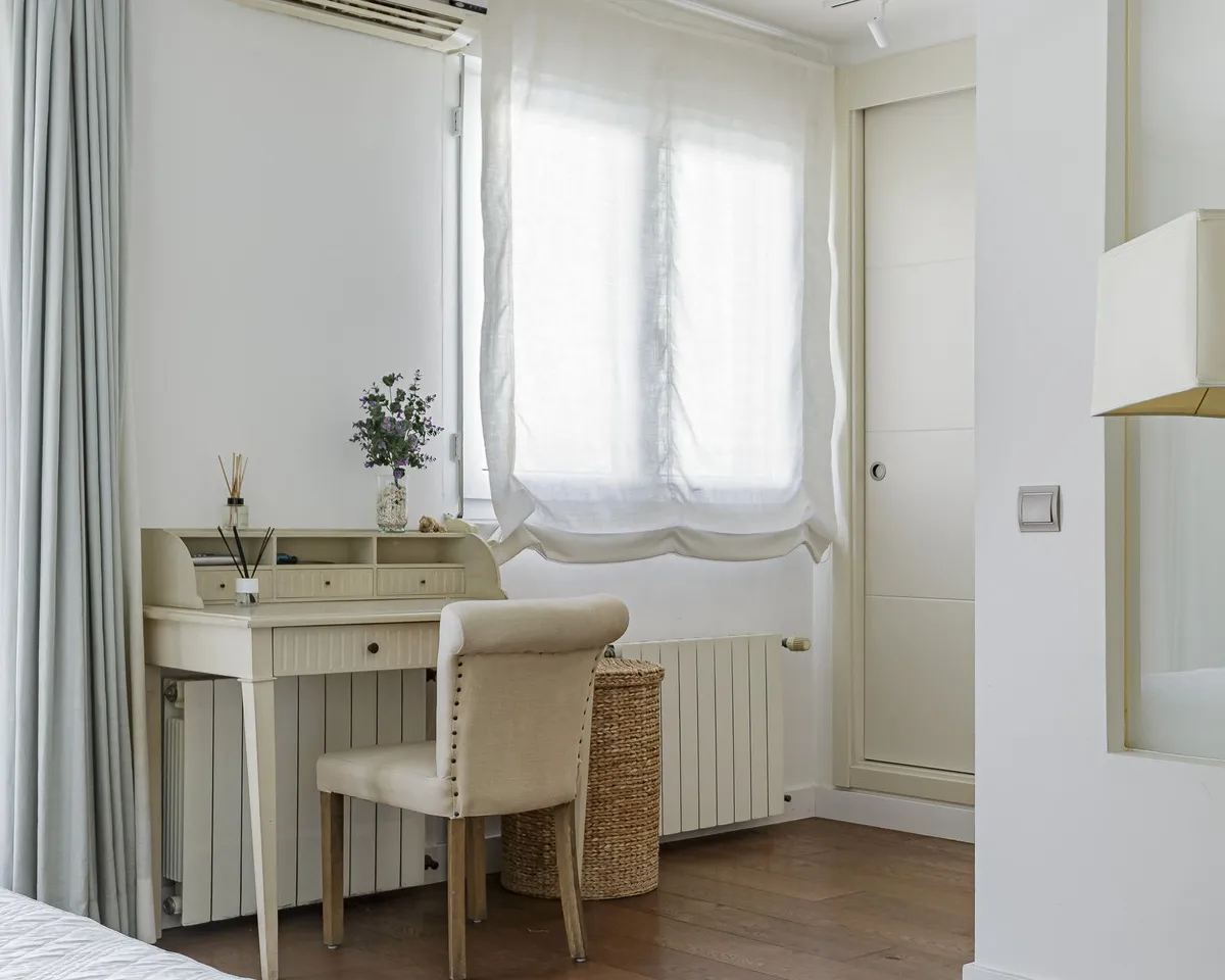 8c956956-ad89-446e-9f43-da7d8b3b9a97