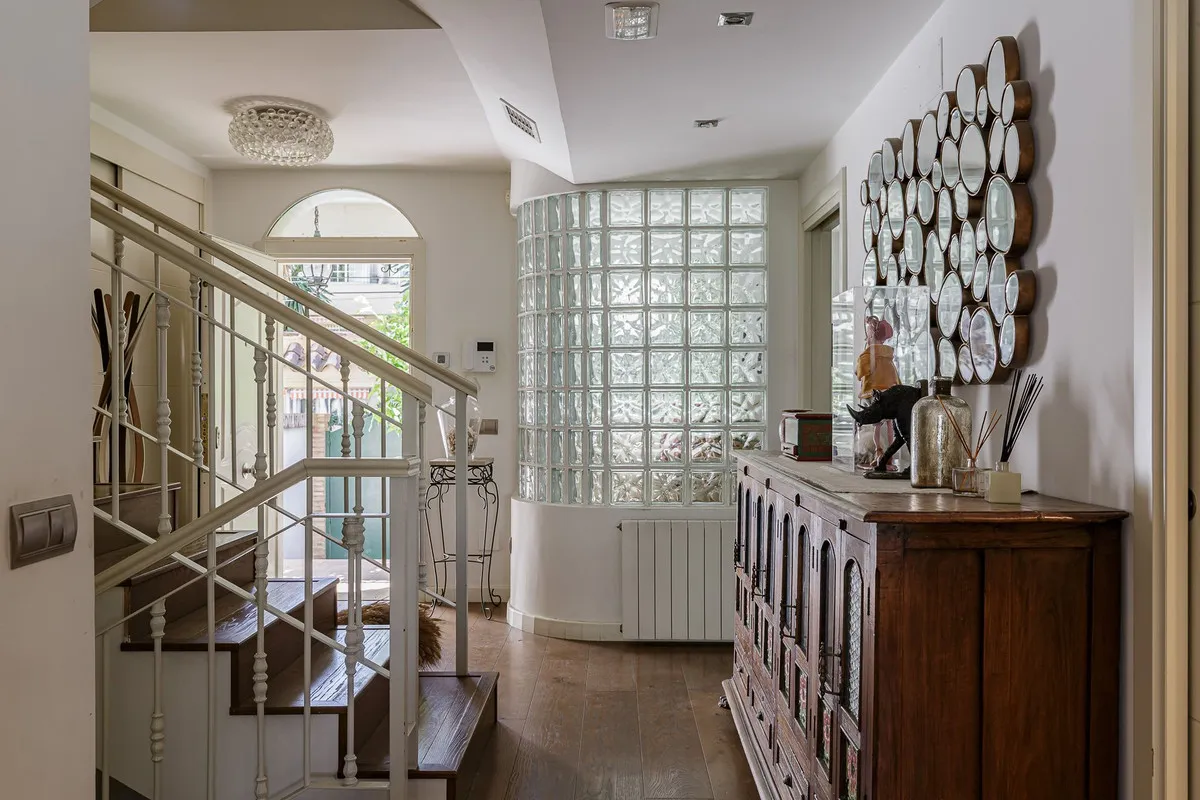 c3086df1-3ea3-42d0-9097-7448d504e712