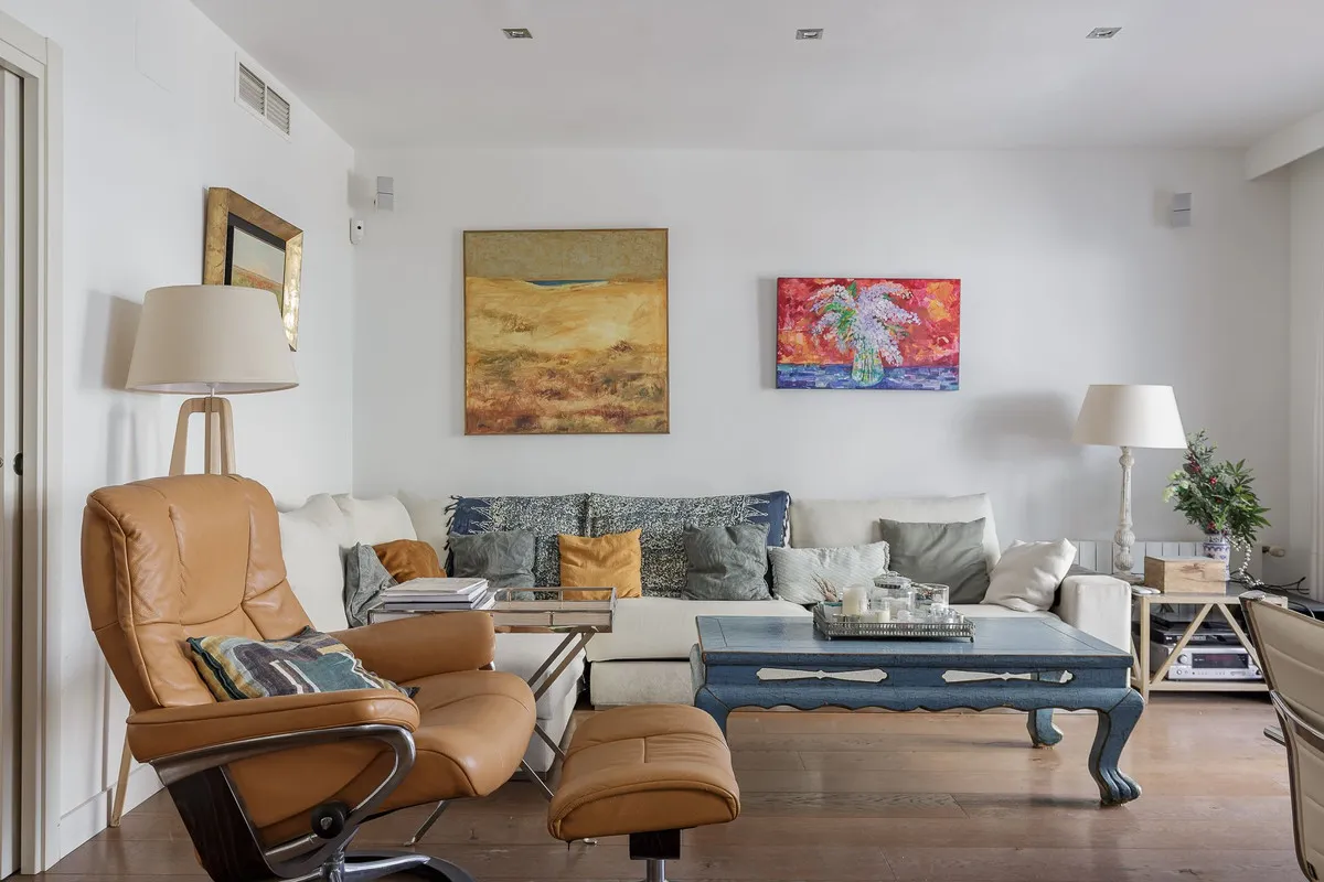 d26538db-3a1f-4e34-b566-3c59f7b907f2