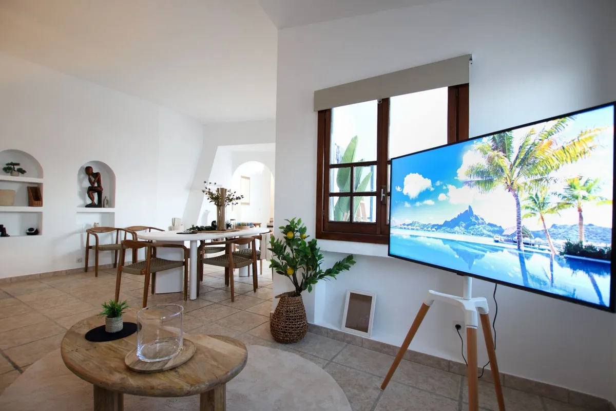 0cf6912d-a3d2-4655-82c5-87f4717ef145