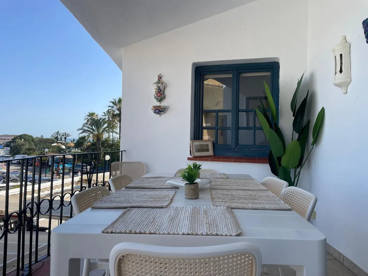 51c383da-2ba2-4f7d-8b78-51b505ffe5e5