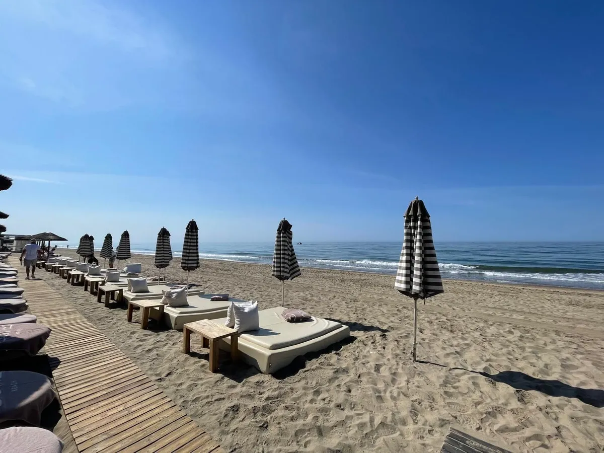 932f189d-f50f-4f12-96f9-a0ea3cce9bfd