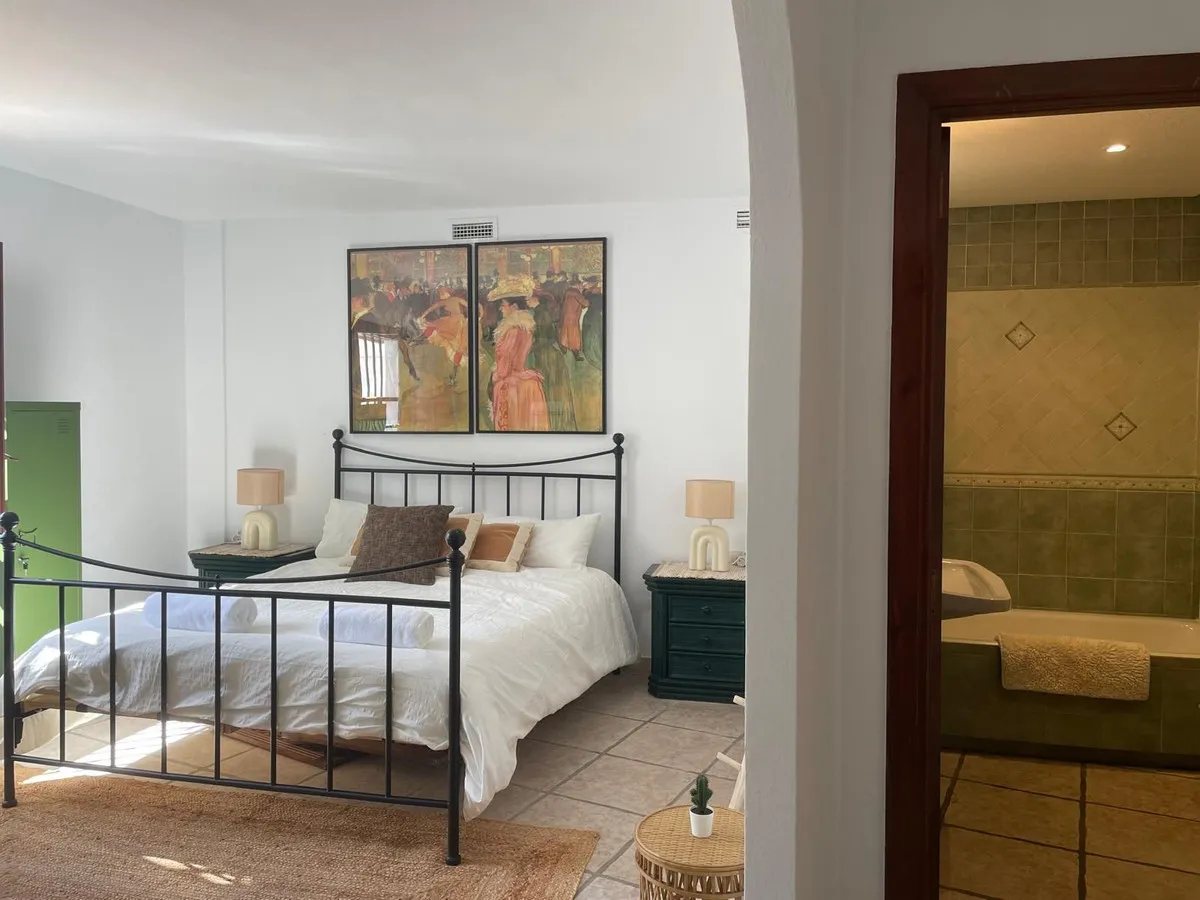 d9a17354-71bc-4b92-be96-6e254c5b9a8a