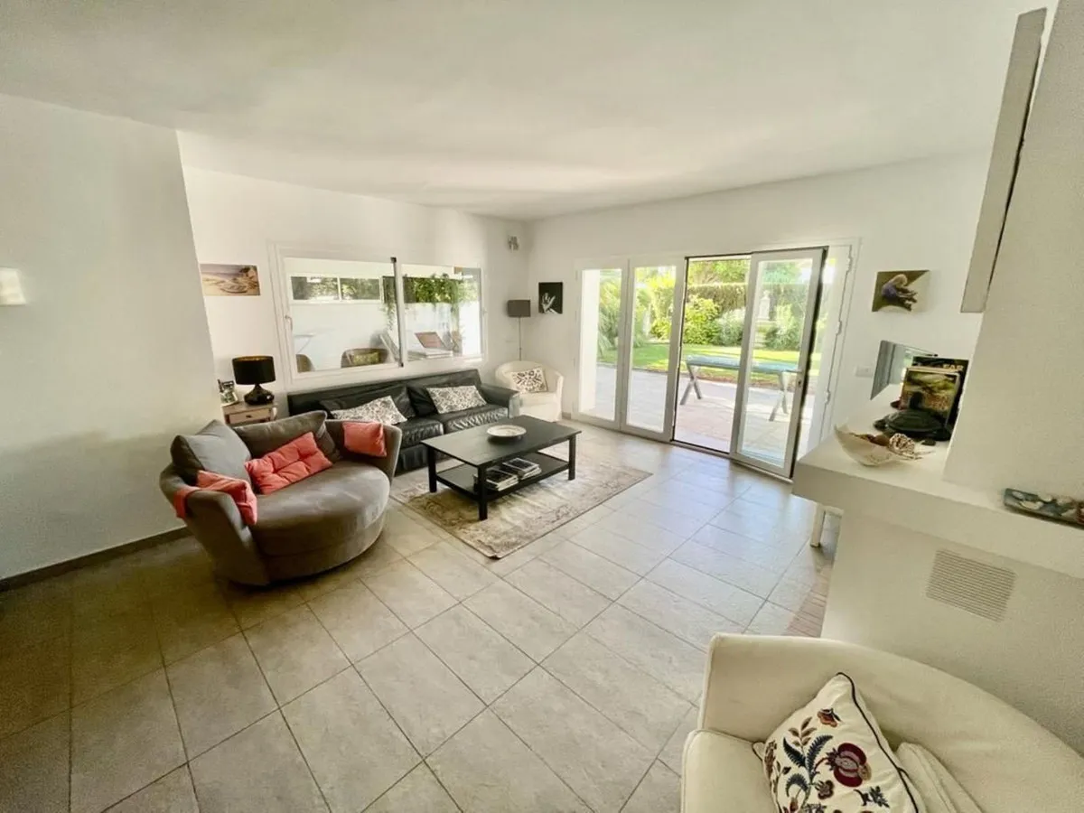 29da9918-0b58-4587-ab12-143ec16e5059