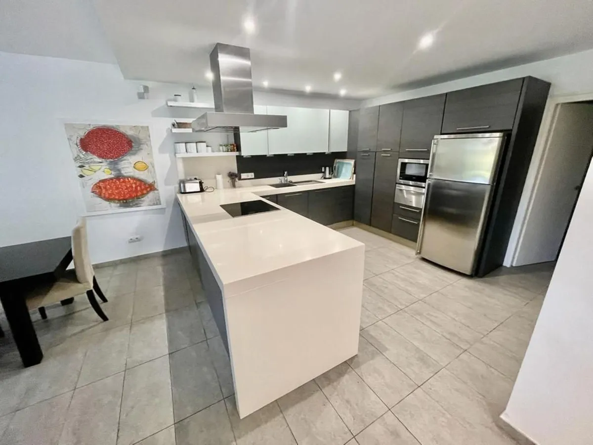 ada07619-1bfa-4c9e-a9f4-611a21088e44