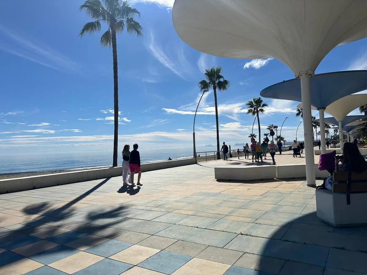 30f561ac-eaf4-4ac0-9c98-1be63a800e18