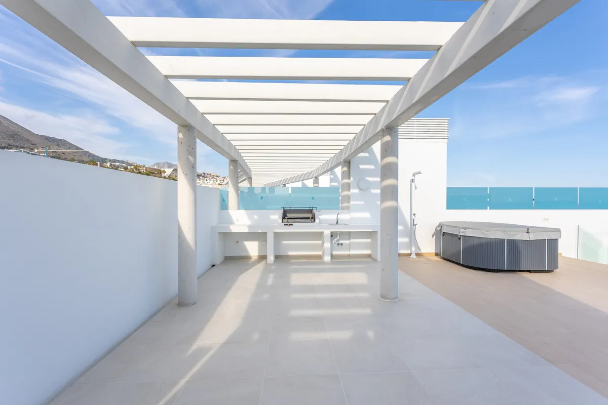 f19cdb02-c7f4-4e26-95ec-3a8bf4d3d5da