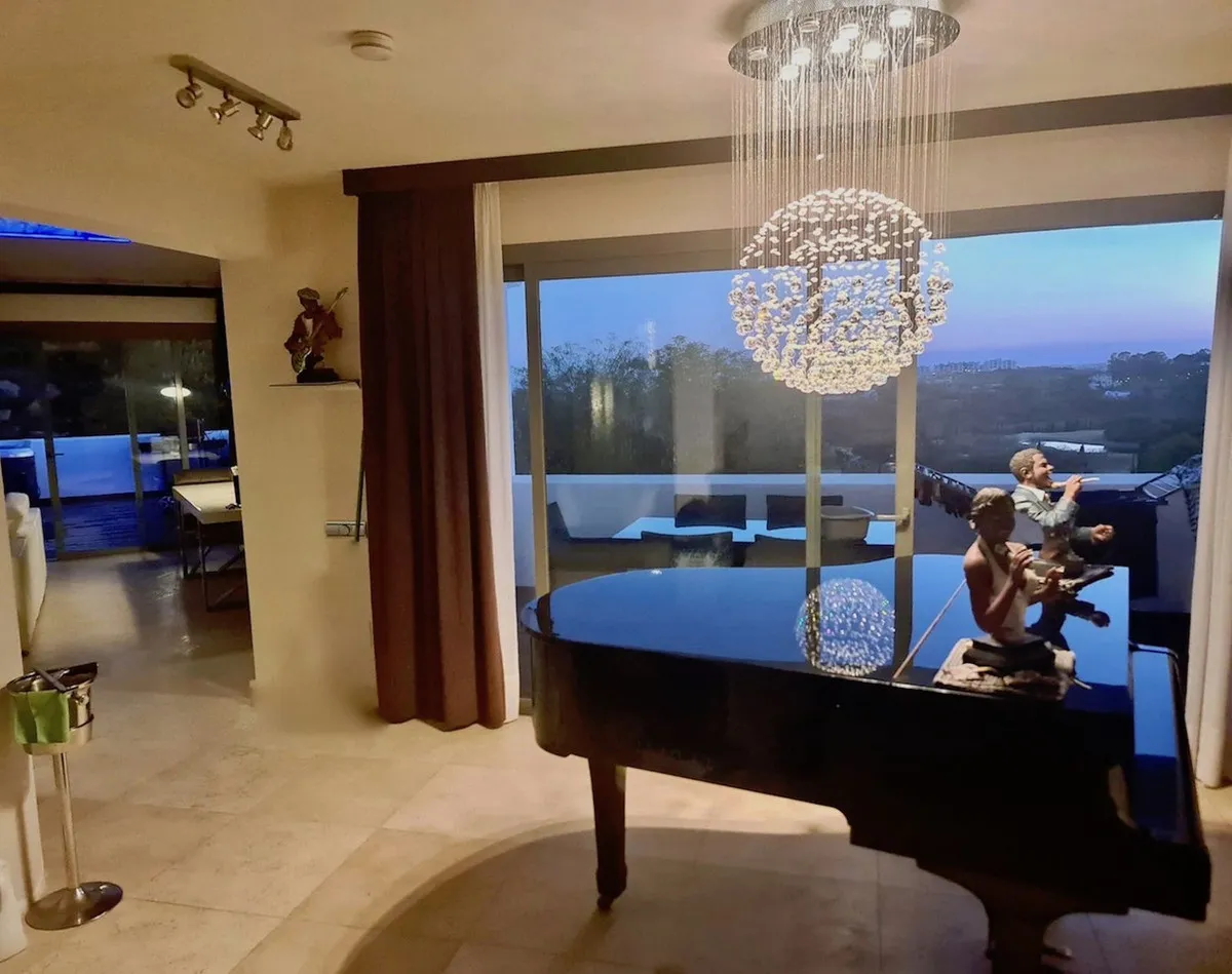 50e8c66a-185f-453b-a3c5-8ae4136d1f04