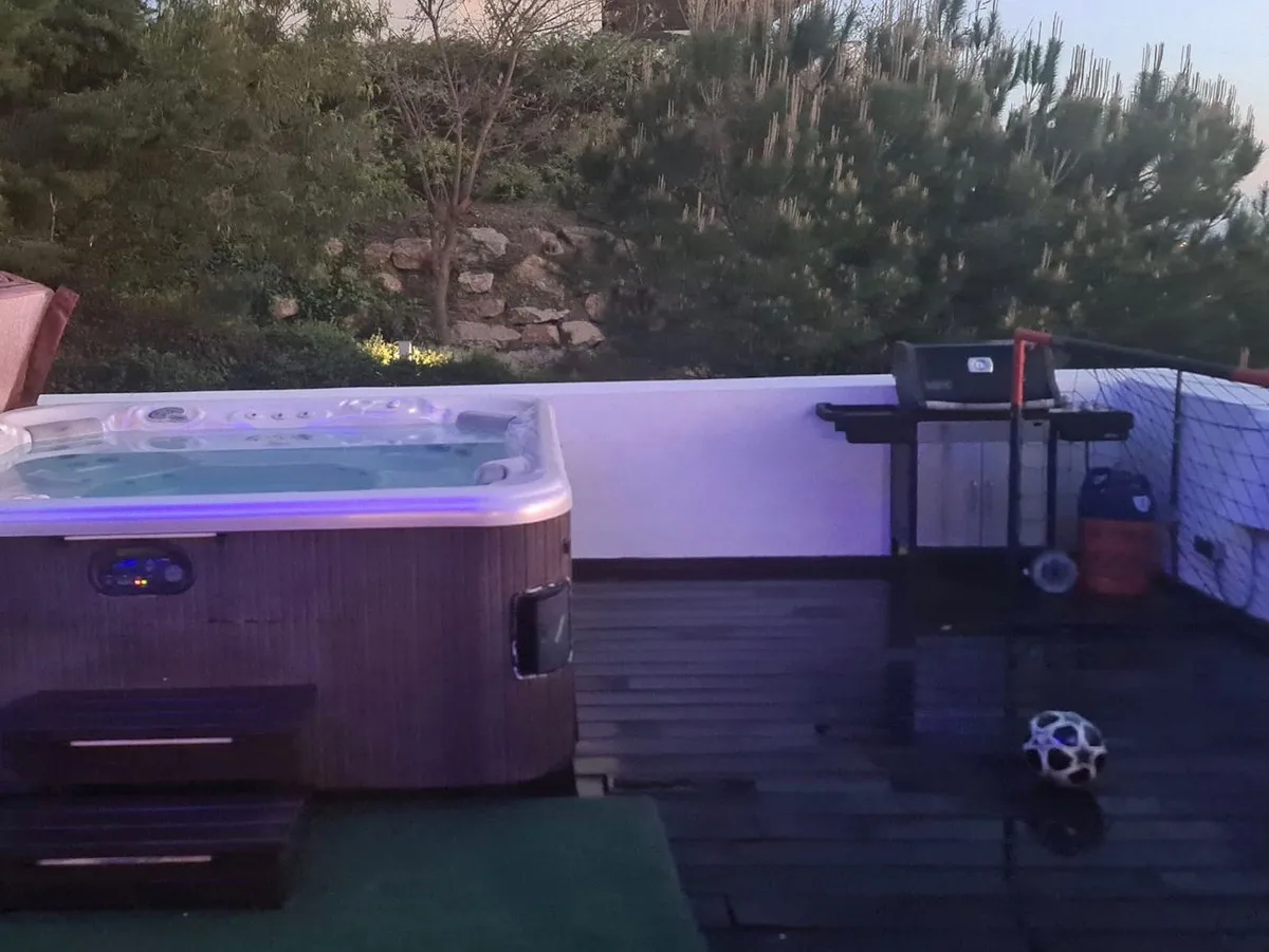 c2b95be5-7b85-4f9d-94dd-5cfc260f14b3