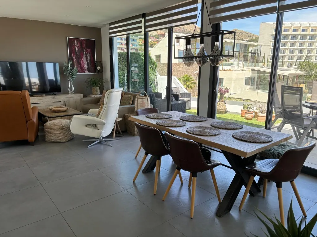 21902021-0de3-432b-8be8-eec4a6524b97