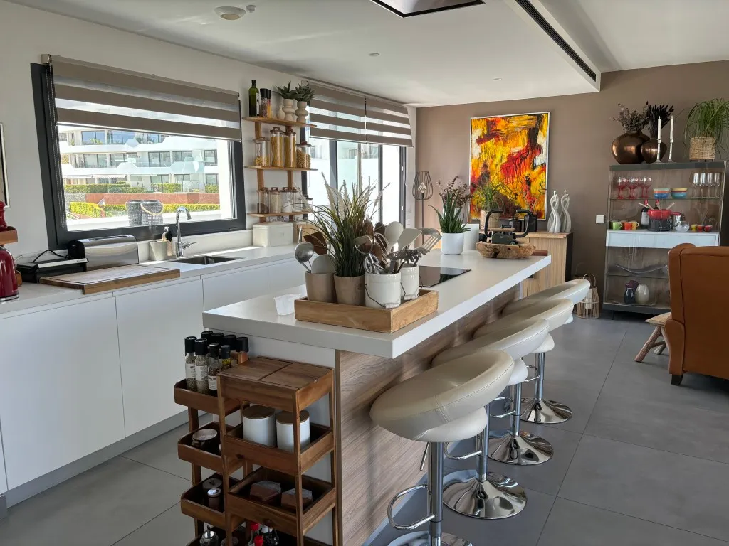 5985dad6-42b0-49b7-8c59-a360ee394f7c