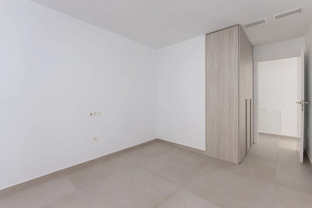 d7b2dcef-bd51-4faf-93c5-dd33e47ac5a7