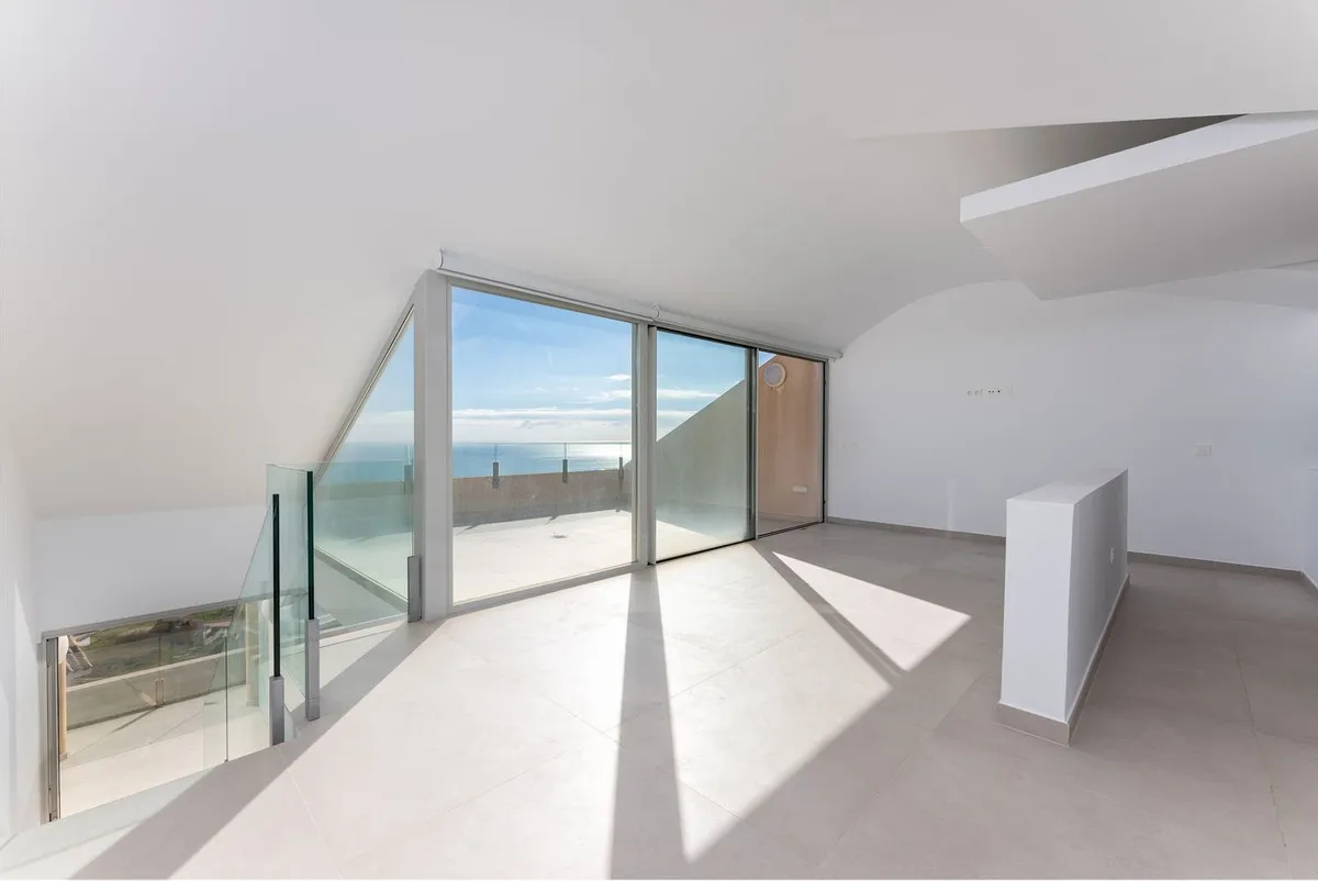 df2b0c7d-7304-4870-a158-d119c75a6a9b