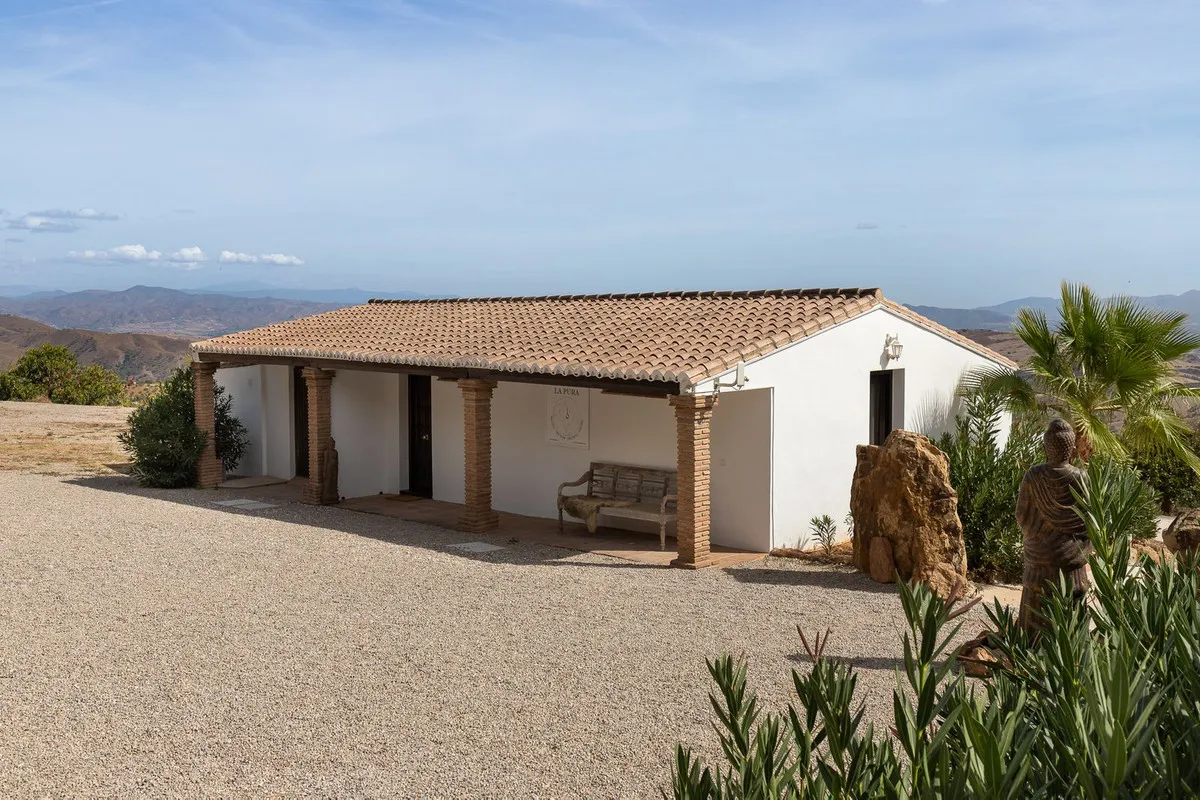 7adad458-db2f-411f-aba5-9cee5d0e13aa