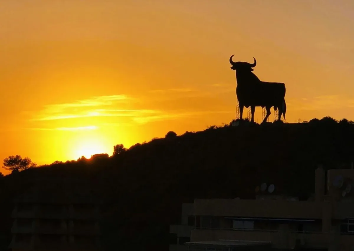 61015b90-7ce5-44e3-b90f-d59221e229db