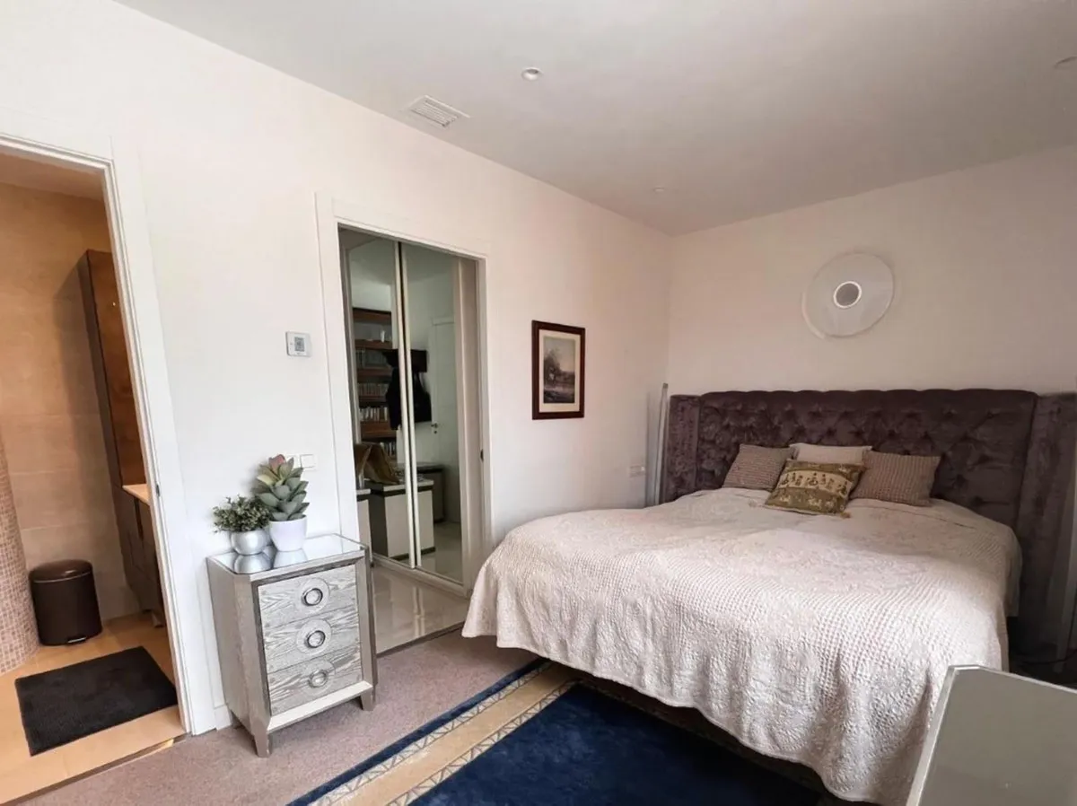 a3b51bf6-642e-4ad0-aabf-f0c39c345461