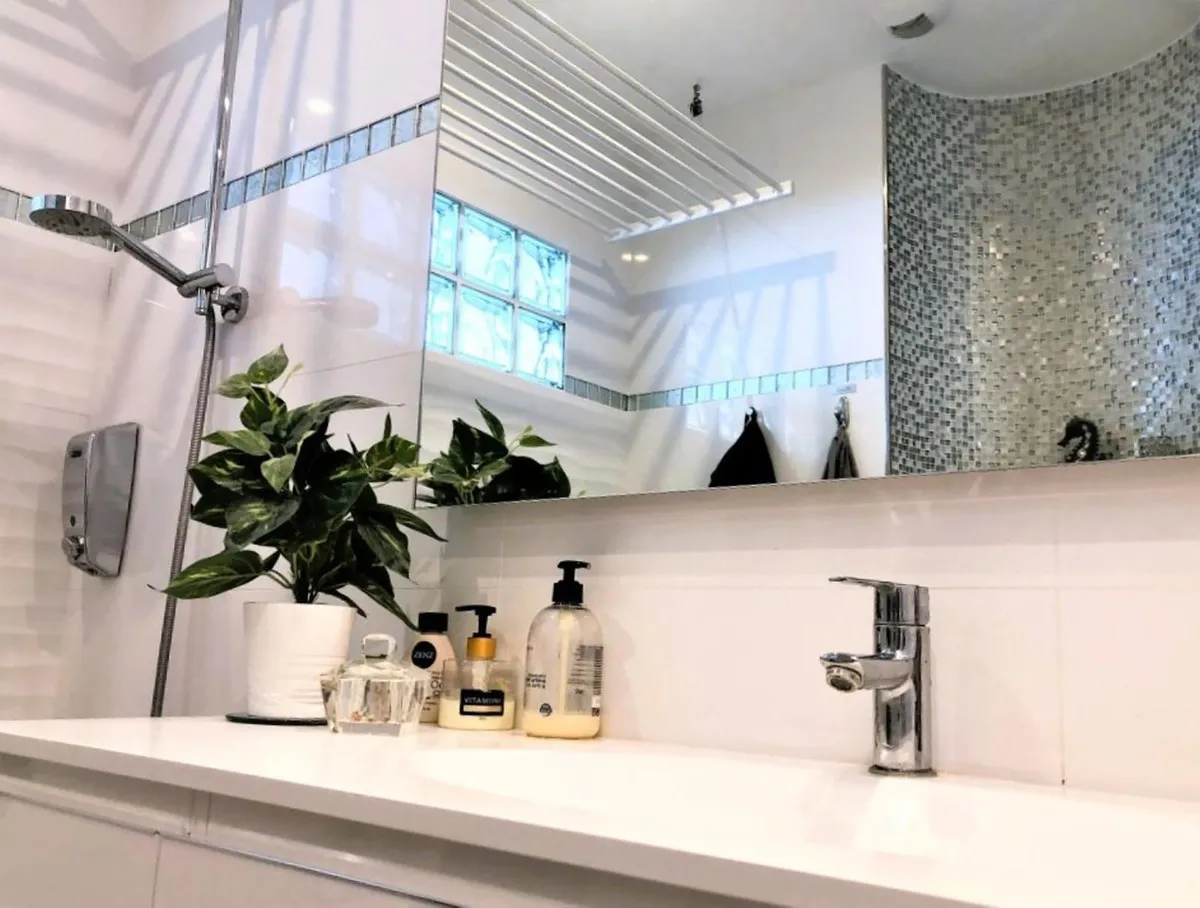 bc30f893-8bf7-4670-961d-ec4c0eb360c1