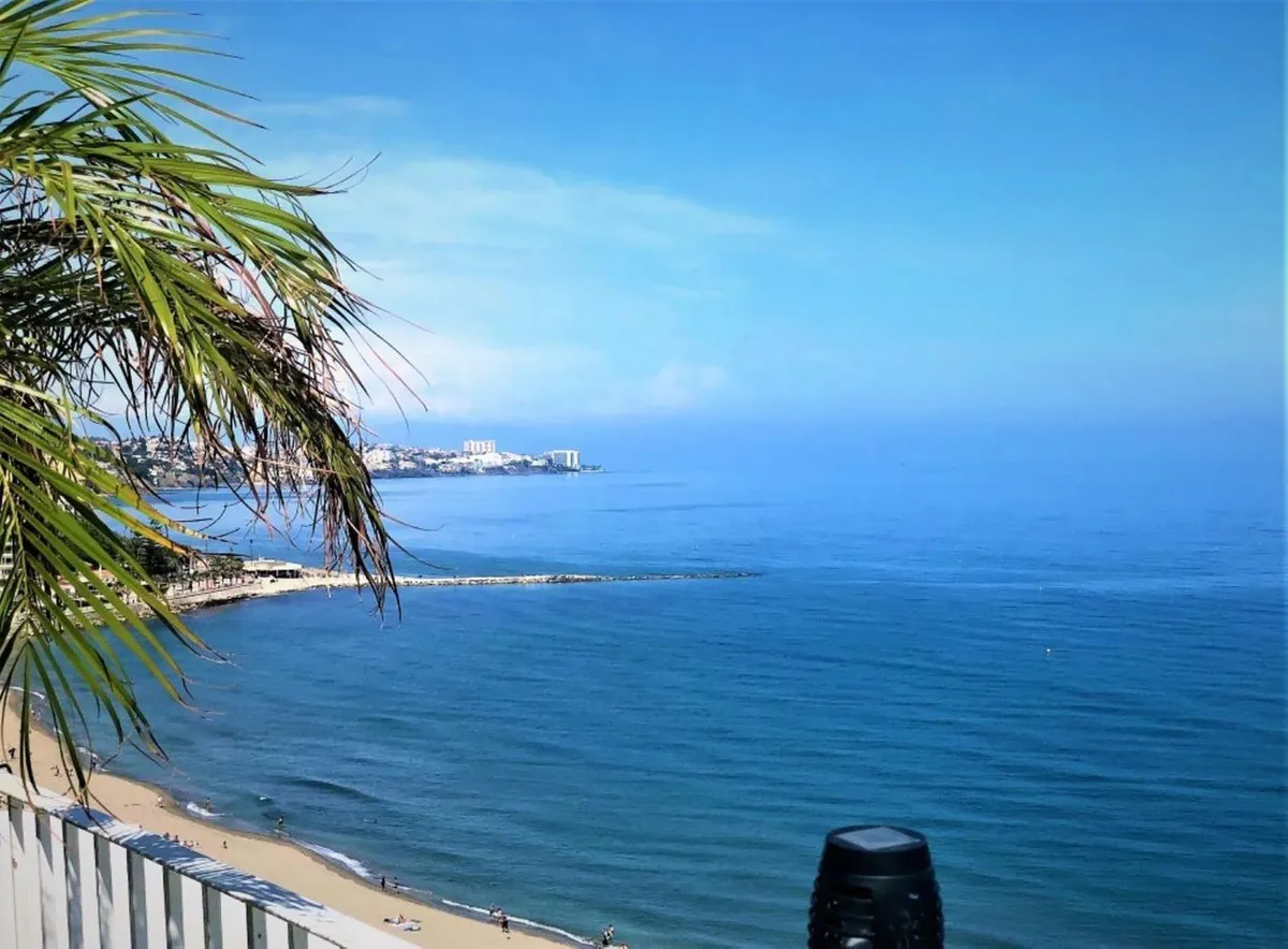 e96b4943-99ca-4ae2-8d42-9268d37b4245